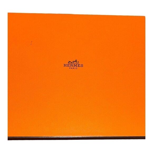 Authentic HERMES Paris Empty Gift Scarf Box 9” x 7.5” x 3” Storage Clutch Purse - Picture 3 of 8